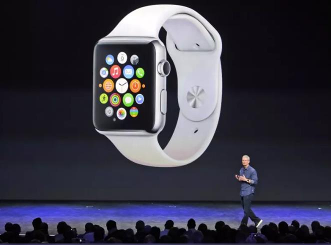 AppleWatch驚現“寄生式AI”！watchOS 12借iPhone算力暗度陳倉